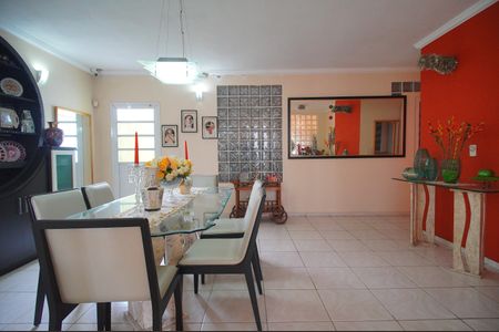 Casa para alugar com 280m², 6 quartos e 2 vagasSala de Jantar