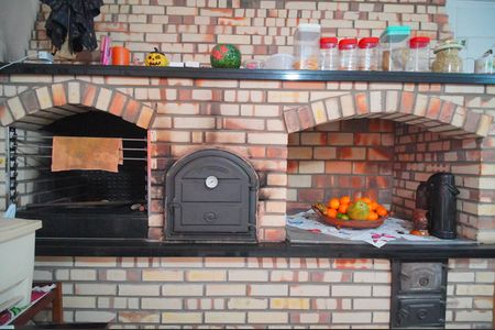 Casa para alugar com 280m², 6 quartos e 2 vagasChurrasqueira