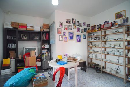 Casa para alugar com 280m², 6 quartos e 2 vagasQuarto 4 