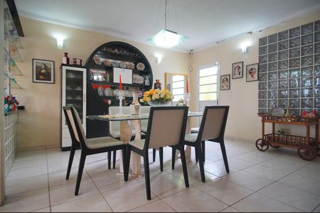 Casa para alugar com 280m², 6 quartos e 2 vagasSala de Jantar