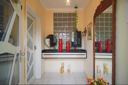 Casa para alugar com 280m², 6 quartos e 2 vagasHall de entrada