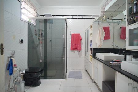 Casa para alugar com 280m², 6 quartos e 2 vagasBanheiro da Suíte 3