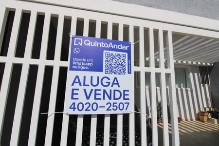 Casa à venda com 220m², 4 quartos e 3 vagasPlaca