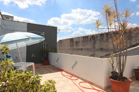 Casa à venda com 220m², 4 quartos e 3 vagasVaranda Superior