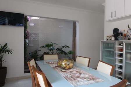 Casa à venda com 220m², 4 quartos e 3 vagasCozinha