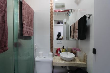 Casa à venda com 220m², 4 quartos e 3 vagasBanheiro da Suíte