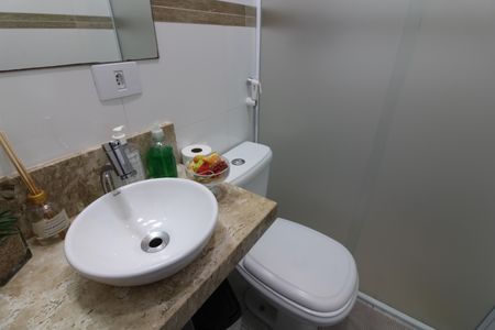 Casa à venda com 220m², 4 quartos e 3 vagasBanheiro Social
