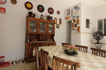 Casa à venda com 220m², 4 quartos e 3 vagasEspaço Gourmet