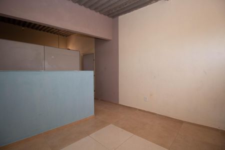 Sala de kitnet/studio para alugar com 1 quarto, 25m² em Setor Habitacional Sol Nascente, Brasília