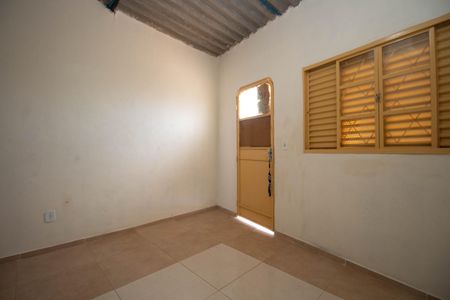 Sala de kitnet/studio para alugar com 1 quarto, 25m² em Setor Habitacional Sol Nascente, Brasília
