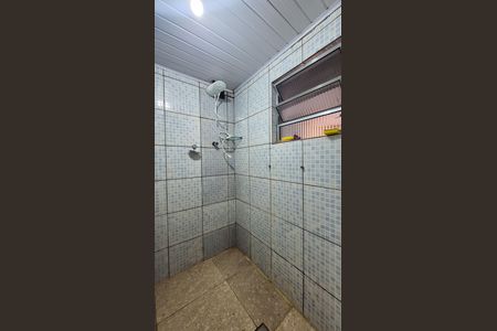 Banheiro de casa para alugar com 1 quarto, 36m² em Vila Morse, São Paulo