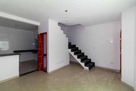Casa de condomínio para alugar com 141m², 3 quartos e 2 vagasSala