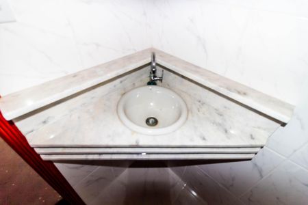 Casa de condomínio para alugar com 141m², 3 quartos e 2 vagasBanheiro da Suíte