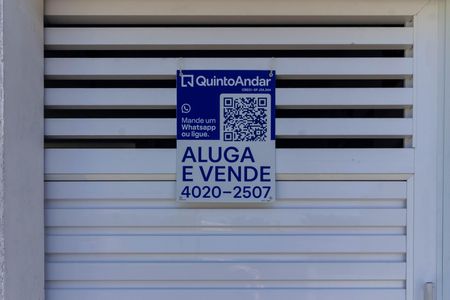 Casa de condomínio à venda com 141m², 3 quartos e 2 vagasPlaca