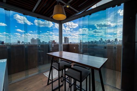 Apartamento para alugar com 70m², 1 quarto e 2 vagas