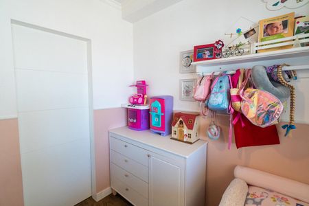 Apartamento à venda com 65m², 2 quartos e 1 vagaQuarto