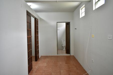 Casa para alugar com 100m², 2 quartos e 2 vagasSuíte 1