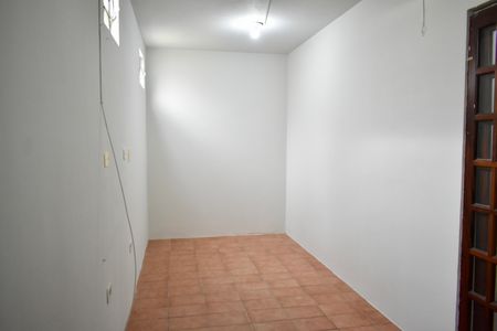 Casa para alugar com 100m², 2 quartos e 2 vagasSuíte 1