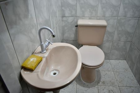 Casa para alugar com 100m², 2 quartos e 2 vagasBanheiro da Suíte 2