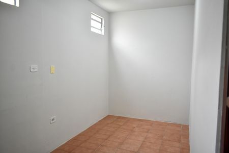 Casa para alugar com 100m², 2 quartos e 2 vagasSuíte 1