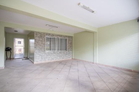 Casa à venda com 200m², 3 quartos e 2 vagas Casa à venda com 200m², 3 quartos e 2 vagasGaragem