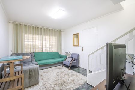 Casa à venda com 200m², 3 quartos e 2 vagas Casa à venda com 200m², 3 quartos e 2 vagasSala