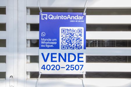 Casa à venda com 200m², 3 quartos e 2 vagas Casa à venda com 200m², 3 quartos e 2 vagasPlaca
