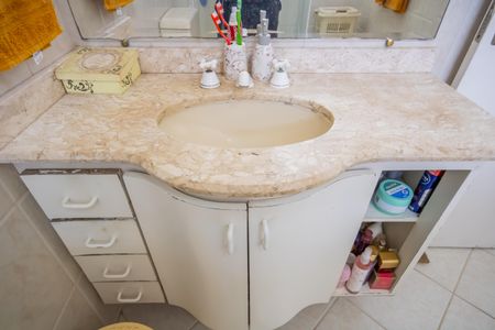 Casa à venda com 200m², 3 quartos e 2 vagas Casa à venda com 200m², 3 quartos e 2 vagasBanheiro da Suíte