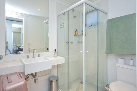 Apartamento para alugar com 233m², 3 quartos e 3 vagasBanheiro 1