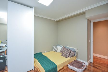 Apartamento para alugar com 233m², 3 quartos e 3 vagasQuarto  Suite 2