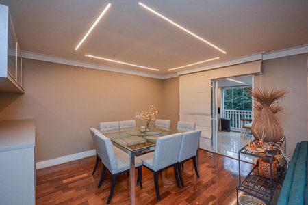 Apartamento para alugar com 233m², 3 quartos e 3 vagasSala