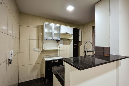 Apartamento à venda com 85m², 2 quartos e 1 vagaCozinha