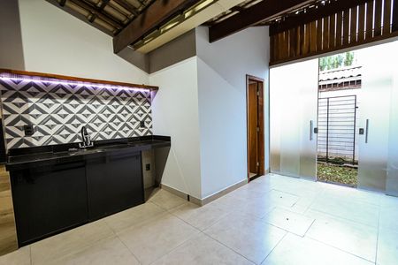 Apartamento à venda com 85m², 2 quartos e 1 vagaVaranda