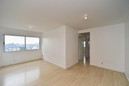 Apartamento para alugar com 3 quartos, 68m² em Vila Ipiranga, Porto Alegre