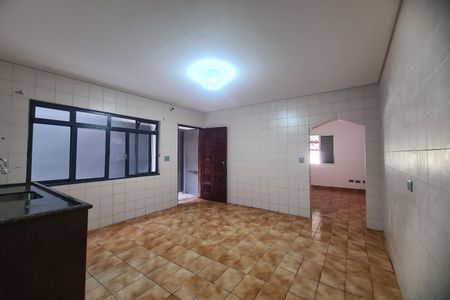 Casa para alugar com 100m², 3 quartos e 1 vaga Casa para alugar com 100m², 3 quartos e 1 vagaSala/Cozinha