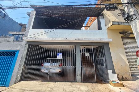 Fachada de casa para alugar com 3 quartos, 100m² em Jardim Santa Teresinha, São Paulo