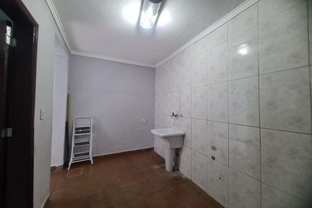 Casa para alugar com 100m², 3 quartos e 1 vaga Casa para alugar com 100m², 3 quartos e 1 vagaÁrea de Serviço