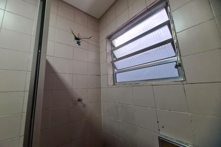 Casa para alugar com 100m², 3 quartos e 1 vaga Casa para alugar com 100m², 3 quartos e 1 vagaBanheiro Social