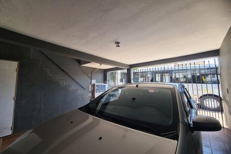 Casa para alugar com 100m², 3 quartos e 1 vaga Casa para alugar com 100m², 3 quartos e 1 vagaGaragem