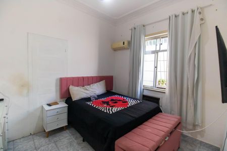 Casa à venda com 500m², 3 quartos e 2 vagas Casa à venda com 500m², 3 quartos e 2 vagasQuarto 2