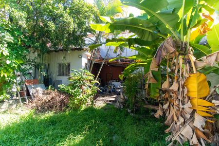 Casa à venda com 500m², 3 quartos e 2 vagas Casa à venda com 500m², 3 quartos e 2 vagasÁrea externa