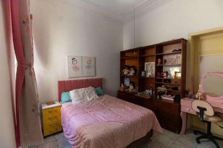 Casa à venda com 500m², 3 quartos e 2 vagas Casa à venda com 500m², 3 quartos e 2 vagasQuarto 1