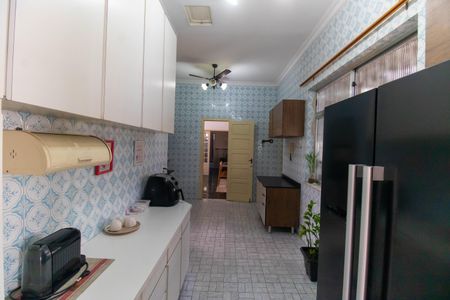 Casa à venda com 500m², 3 quartos e 2 vagas Casa à venda com 500m², 3 quartos e 2 vagasCozinha