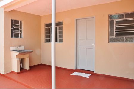 Casa para alugar com 70m², 2 quartos e sem vagaÁrea de Serviço