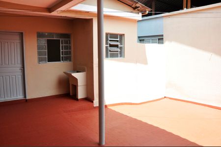 Casa para alugar com 70m², 2 quartos e sem vagaÁrea de Serviço