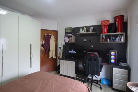Apartamento à venda com 64m², 2 quartos e 1 vagaQuarto 2