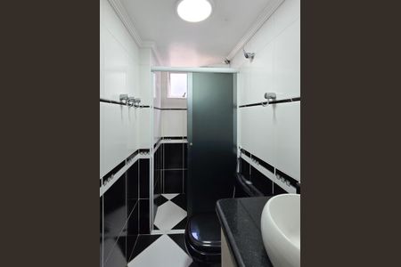 Apartamento à venda com 72m², 2 quartos e 2 vagasBanheiro Social