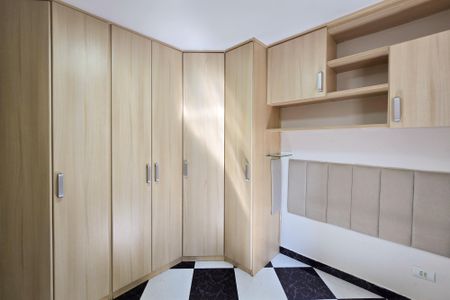 Apartamento à venda com 72m², 2 quartos e 2 vagasQuarto 2