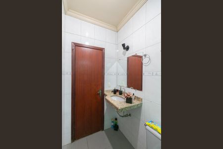 Casa à venda com 172m², 4 quartos e 2 vagas