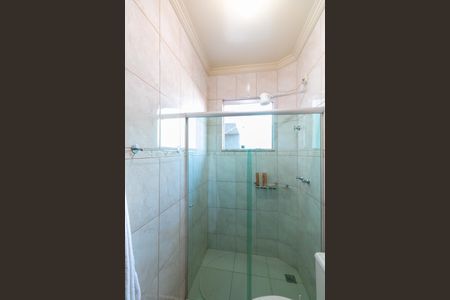 Casa à venda com 172m², 4 quartos e 2 vagas